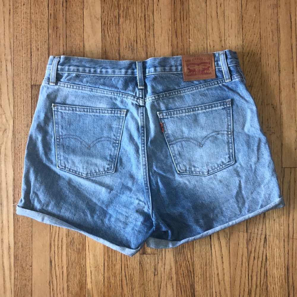 Genuine Levi’s high waisted denim shorts